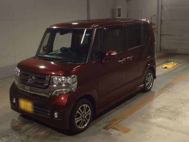 3071 Honda N box JF1 2015 г. (TAA Kyushu)